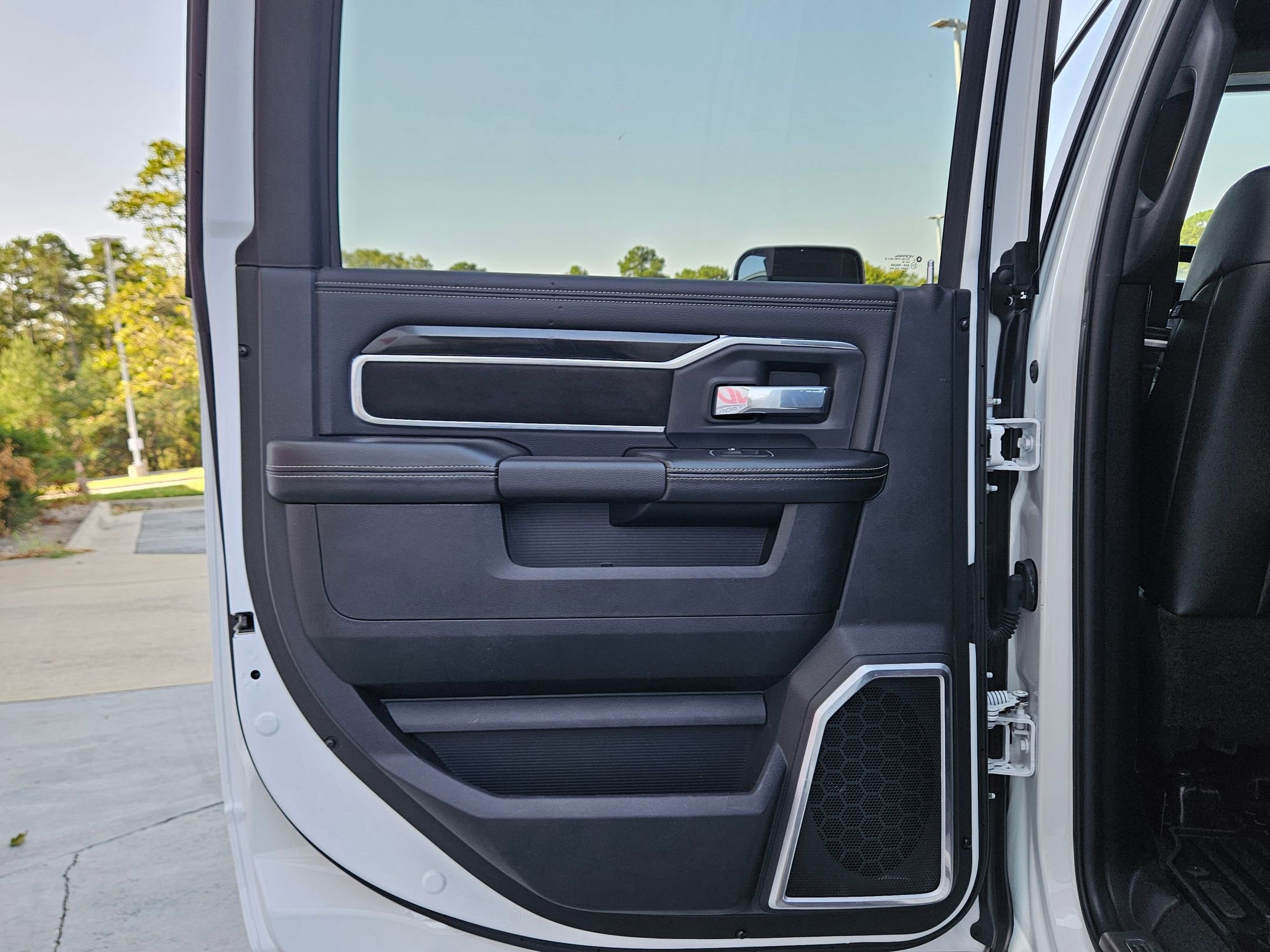 2022 Ram 2500 Laramie photo 21