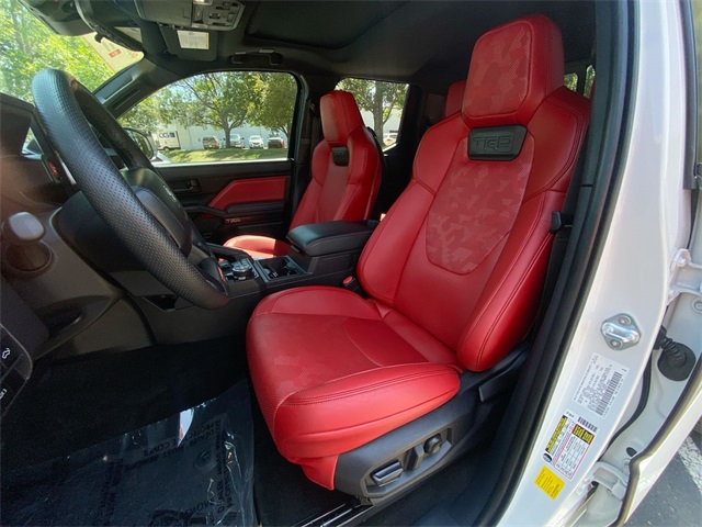 2024 Toyota Tacoma TRD Pro 4x4 photo 3