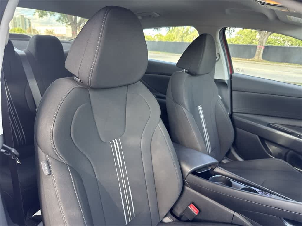 2024 Hyundai Elantra Hybrid Blue photo 24