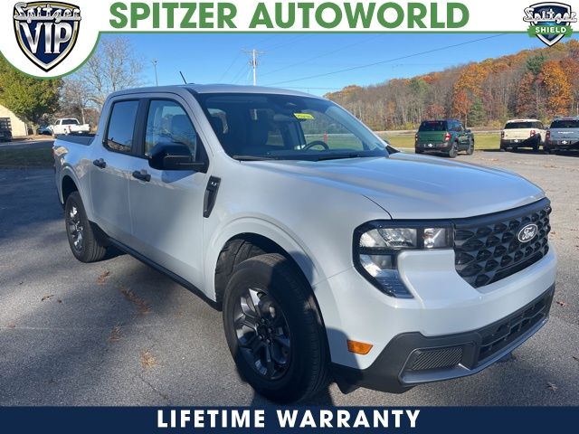 2025 Ford Maverick XLT's photo