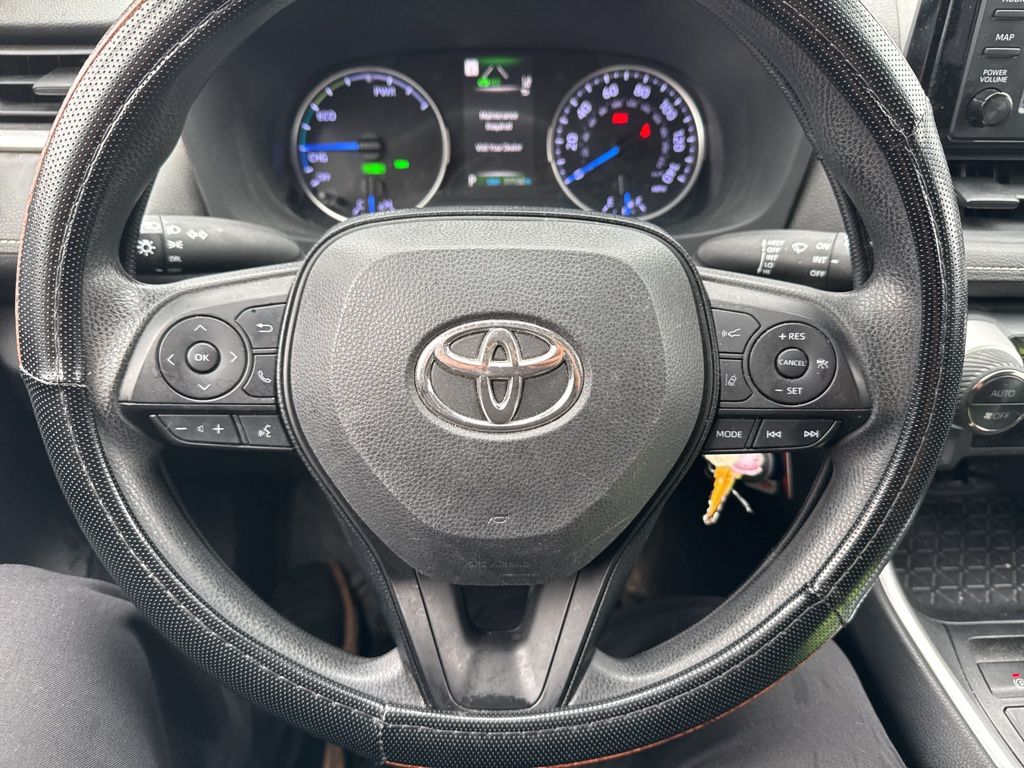 2019 Toyota RAV4 Hybrid LE photo 10