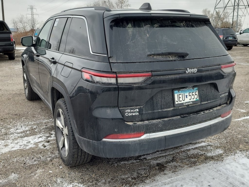 2022 Jeep Grand Cherokee Limited photo 4
