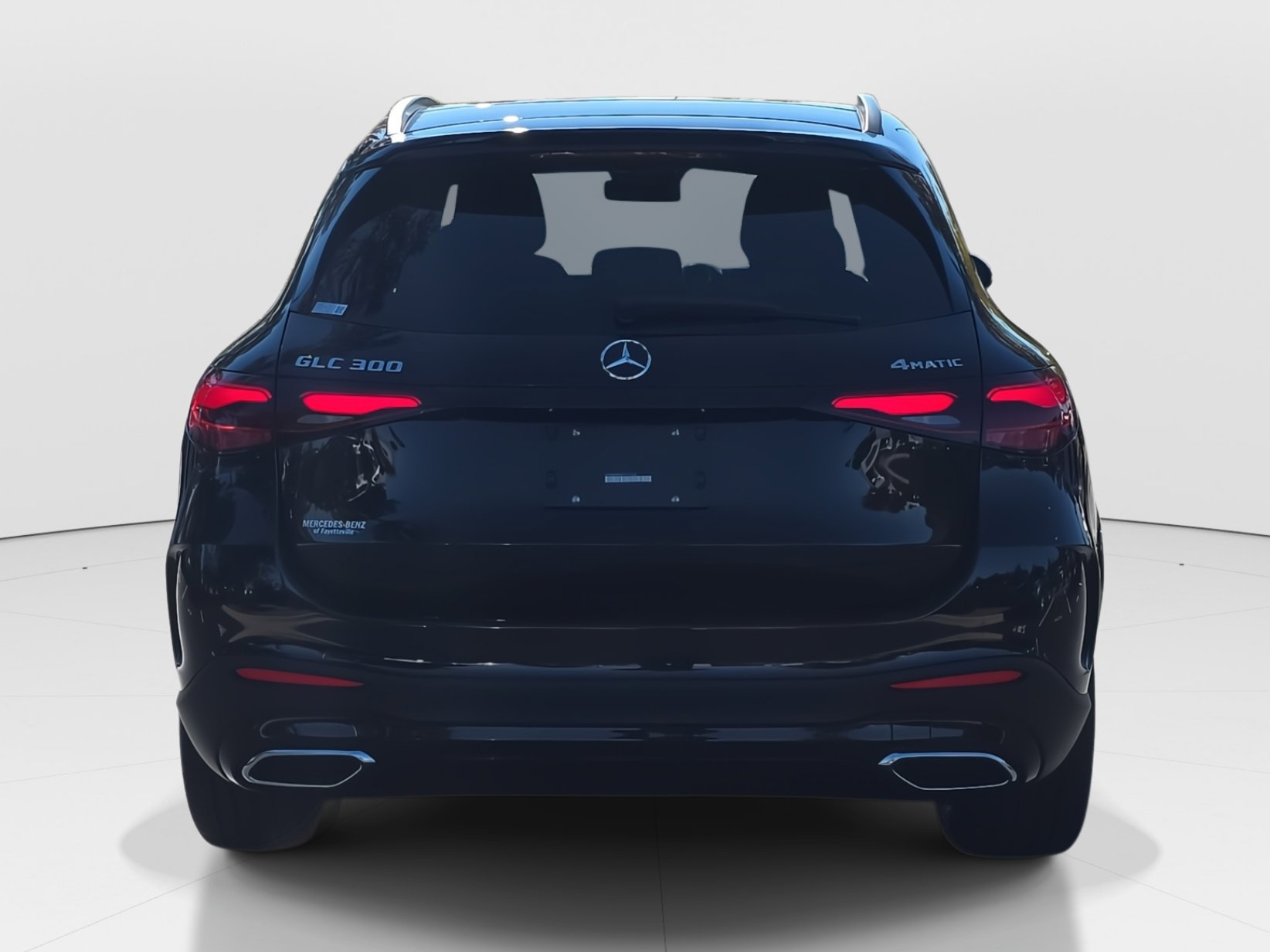 2026 Mercedes Benz GLC 300 4MATIC photo 3