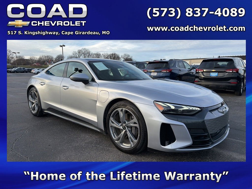 2022 Audi e-tron GT Premium Plus's photo