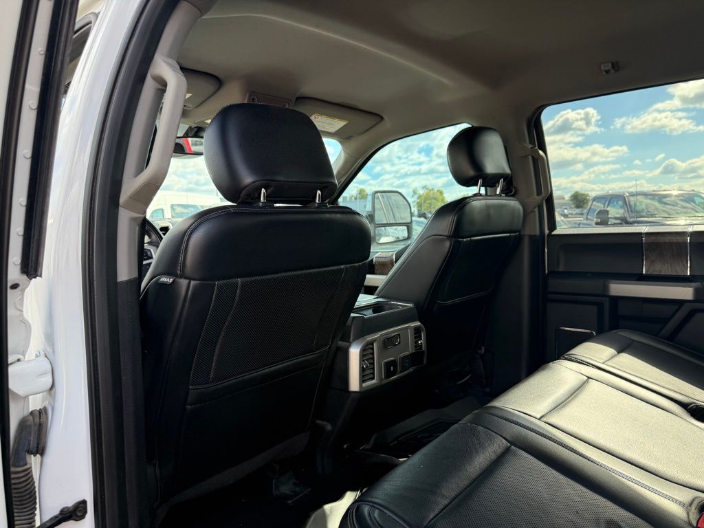 2019 Ford F-250 Lariat photo 8