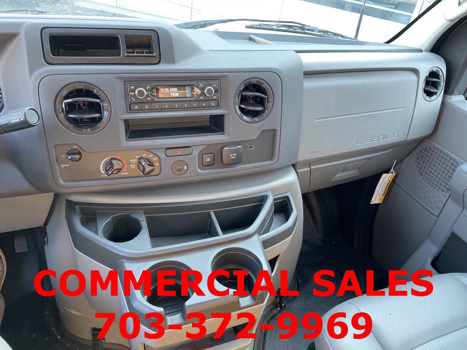 2025 Ford E-350 photo 25