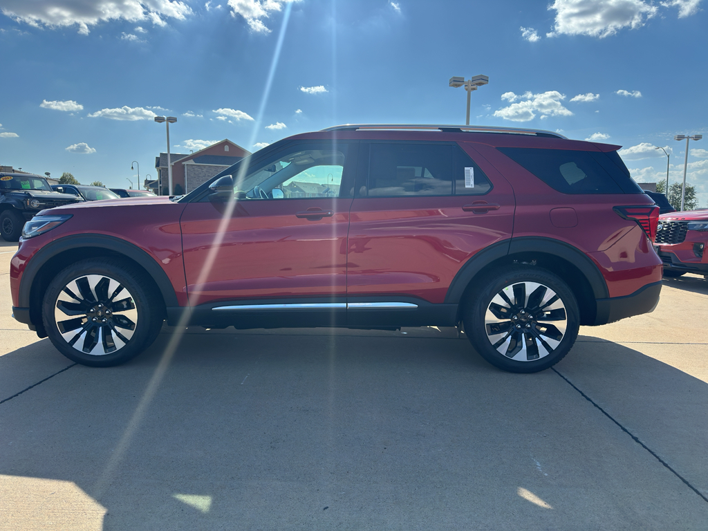 2025 Ford Explorer Platinum photo 4
