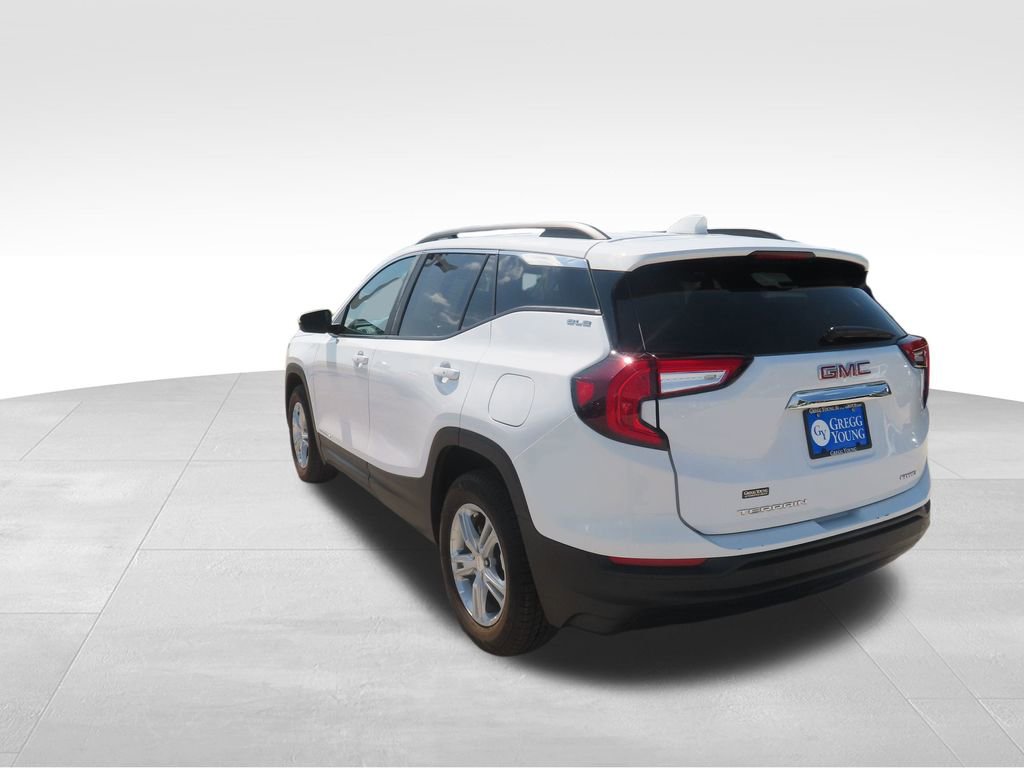 2023 Gmc Terrain SLE photo 2