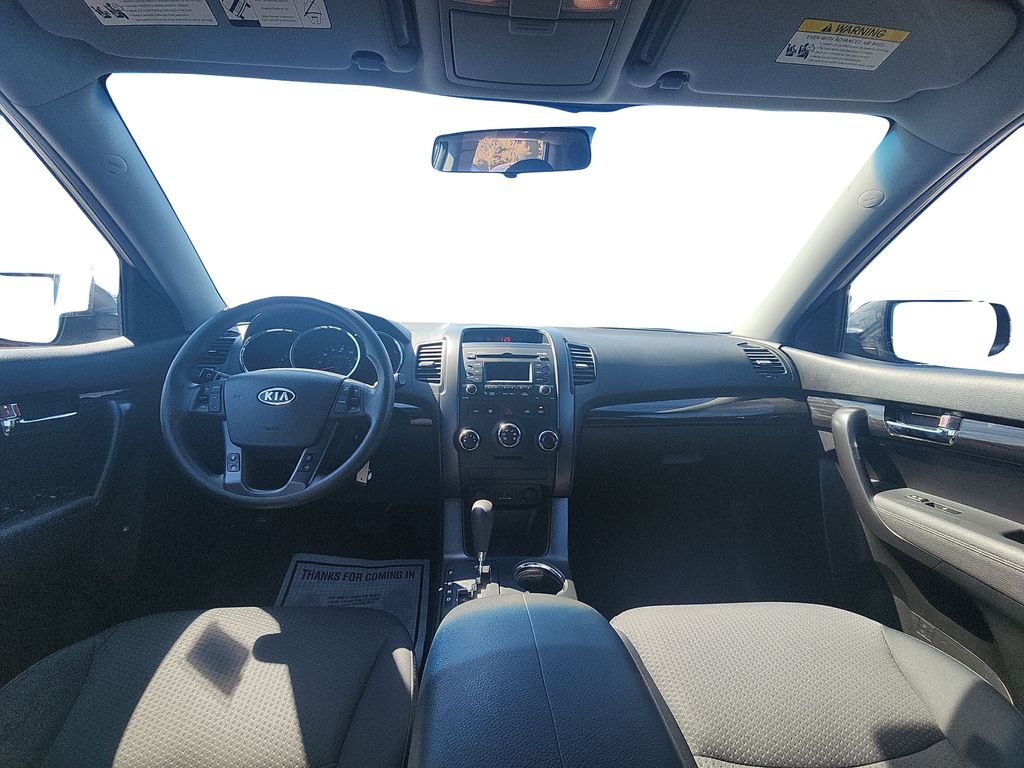 2013 Kia Sorento LX photo 13