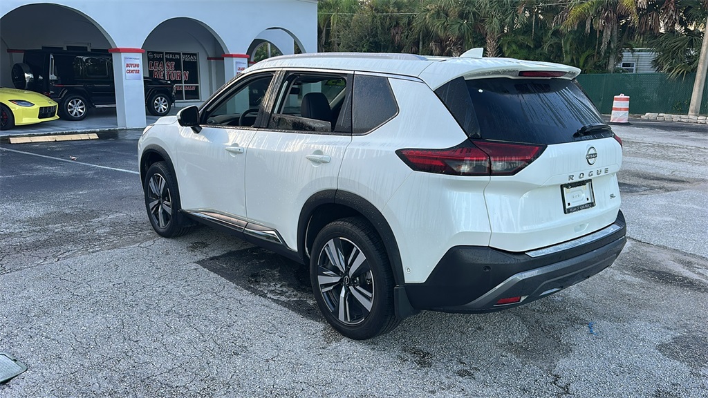 2023 Nissan Rogue SL photo 4