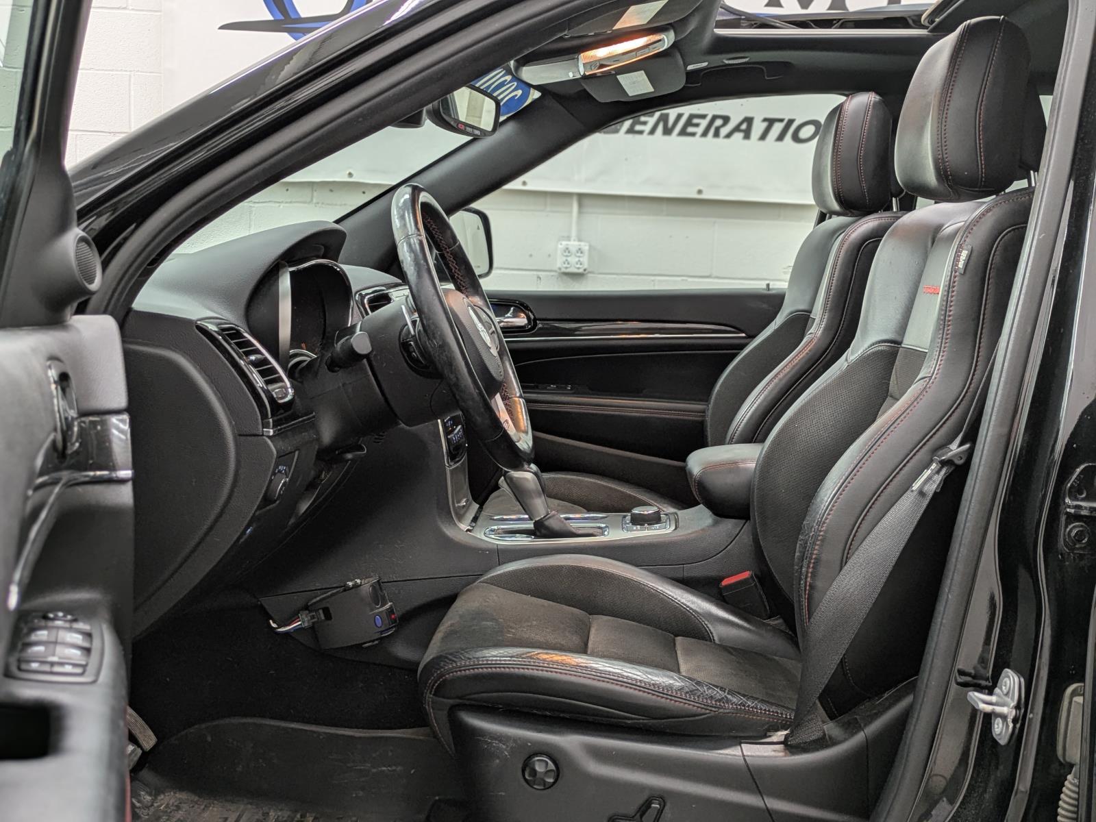 2020 Jeep Grand Cherokee Trailhawk photo 3
