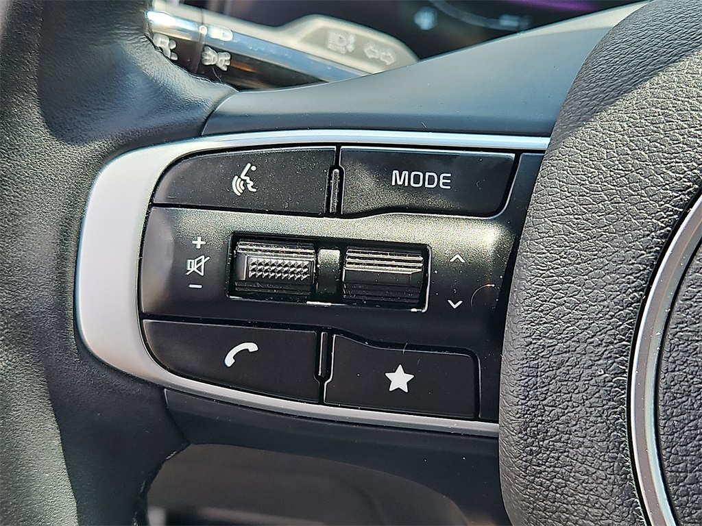 2025 Kia Sportage EX photo 21