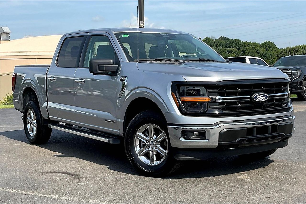2024 Ford F-150 XLT photo 32