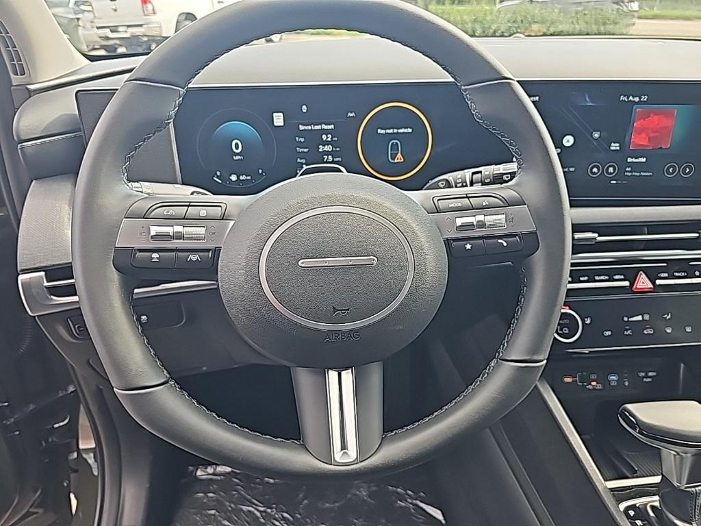 2025 Hyundai Tucson SEL Convenience photo 13