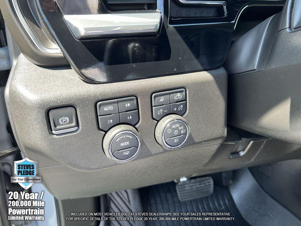 2025 Chevrolet Silverado 1500 RST photo 21
