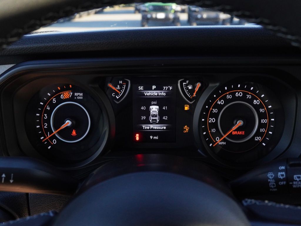 New 2026 Granite Crystal Metallic Clear-Coat Exterior Paint Jeep Willys image 10