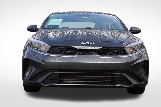 2024 Kia Forte LXS photo 3