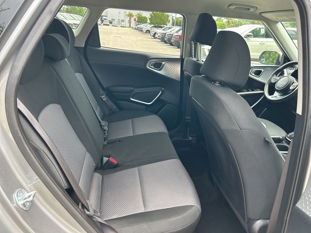 2023 Kia Soul LX photo 34