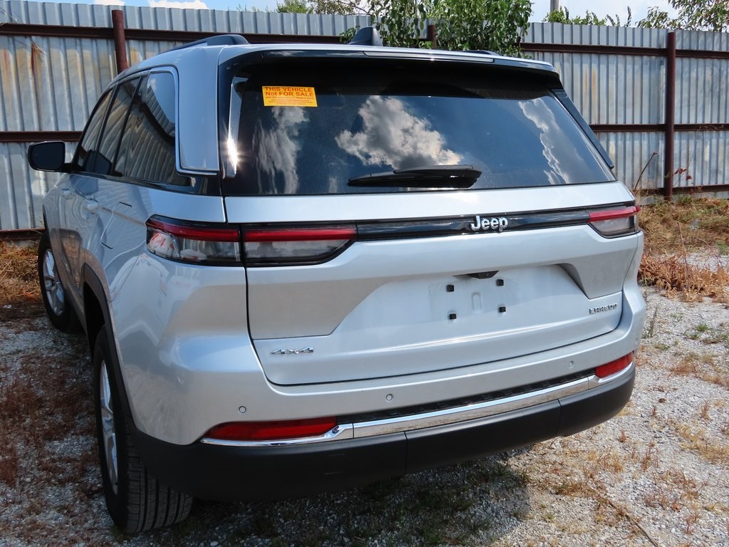 2023 Jeep Grand Cherokee Laredo X photo 11