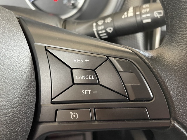 2024 Nissan Kicks S photo 15