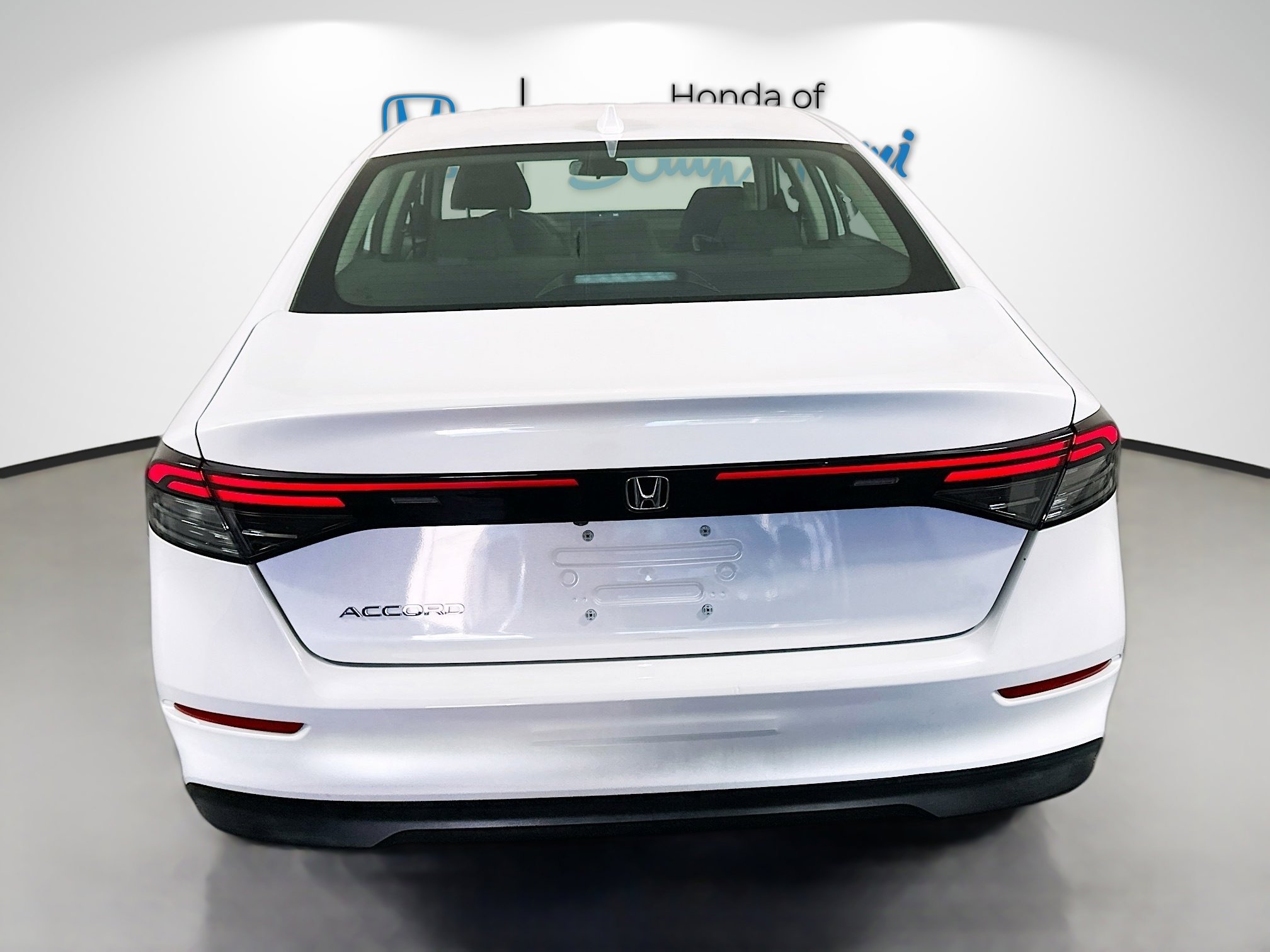 2025 Honda Accord LX photo 3