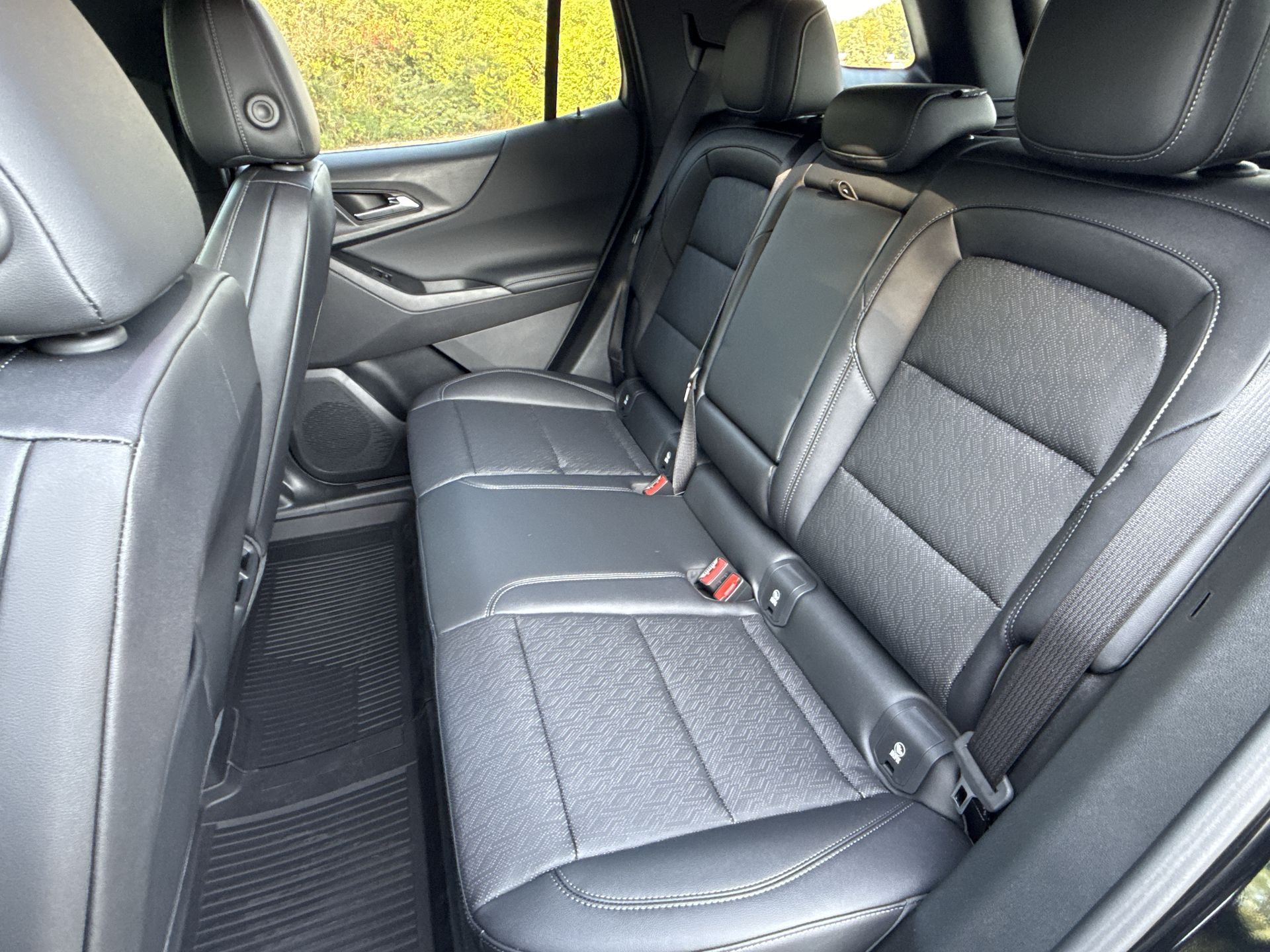 2026 Chevrolet Equinox LT photo 24