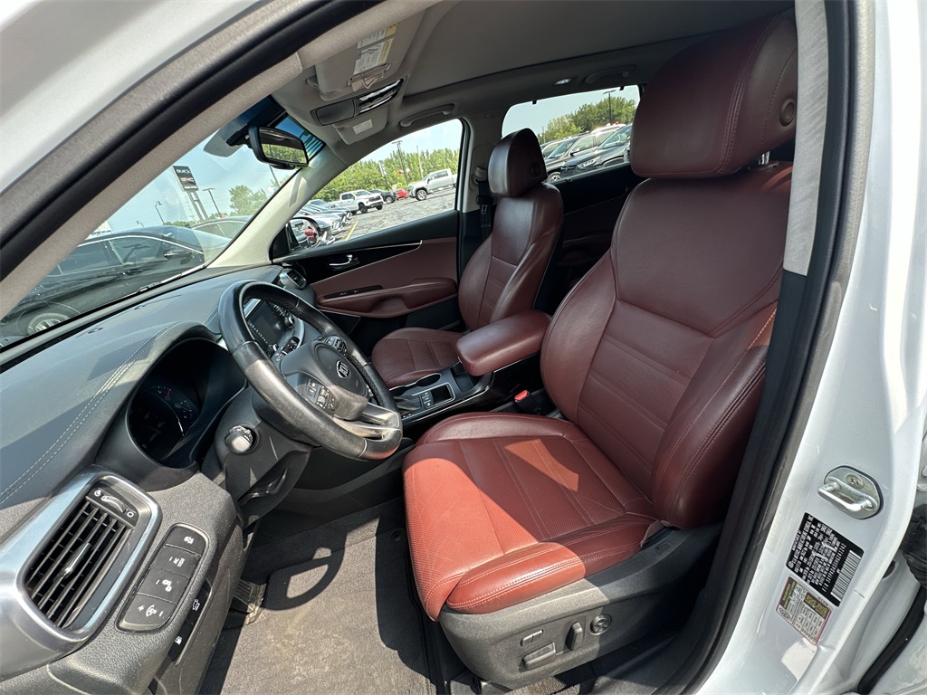 2017 Kia Sorento SX photo 14