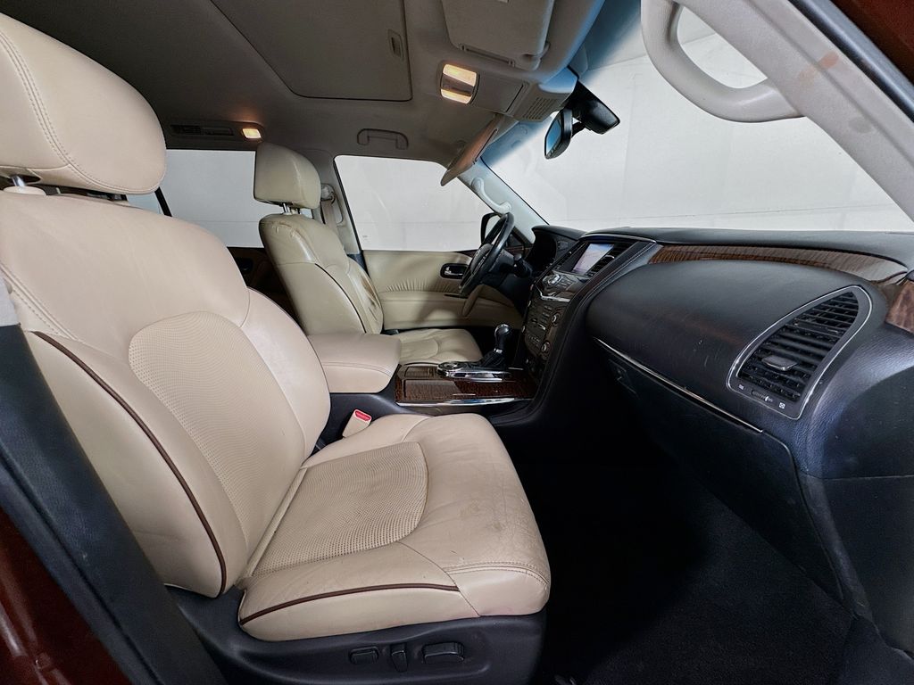 2017 Nissan Armada Platinum photo 33