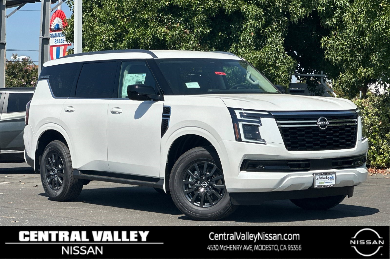 2026 Nissan Armada SV's photo