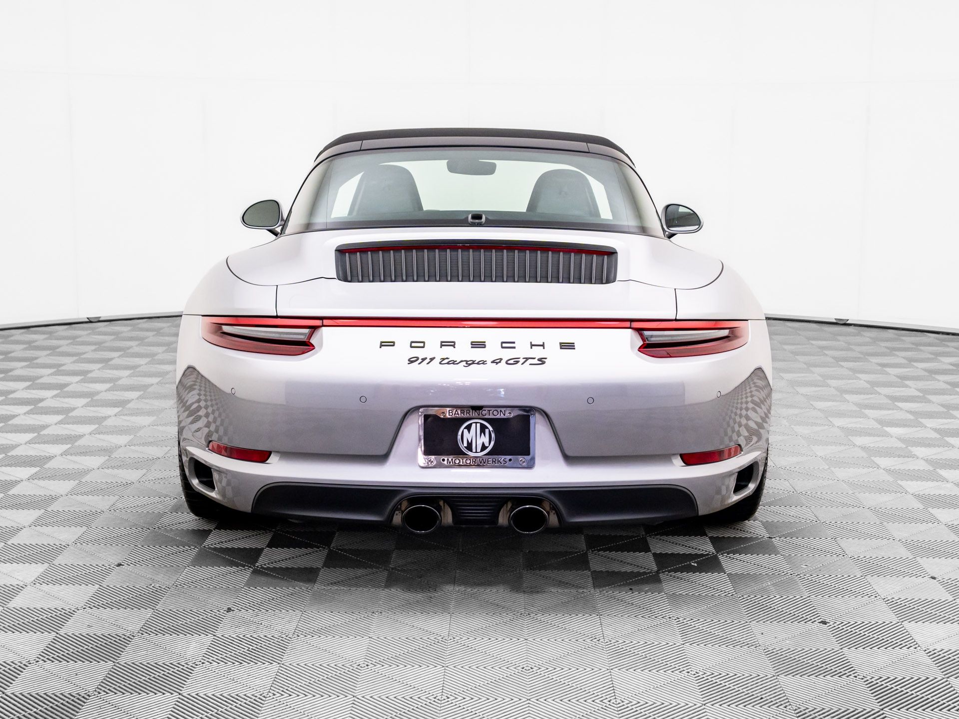 2019 Porsche 911 Targa 4 GTS photo 10