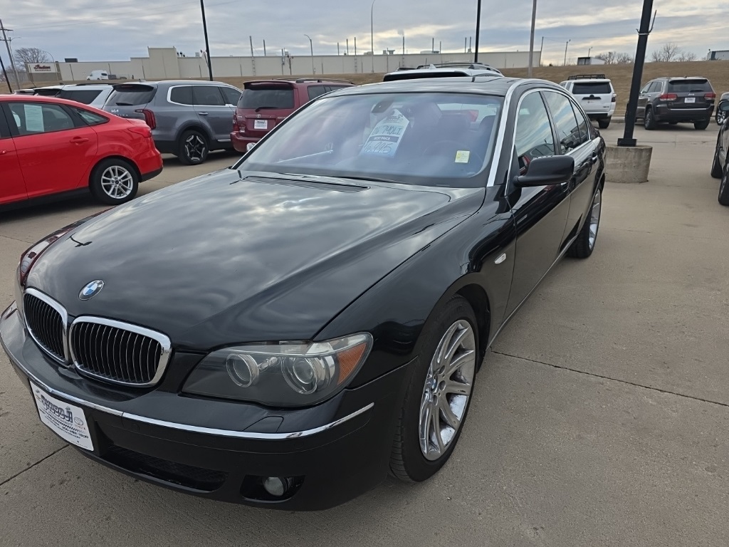 Used 2006 BMW 7 Series 750Li with VIN WBAHN83596DT31667 for sale in Spirit Lake, IA