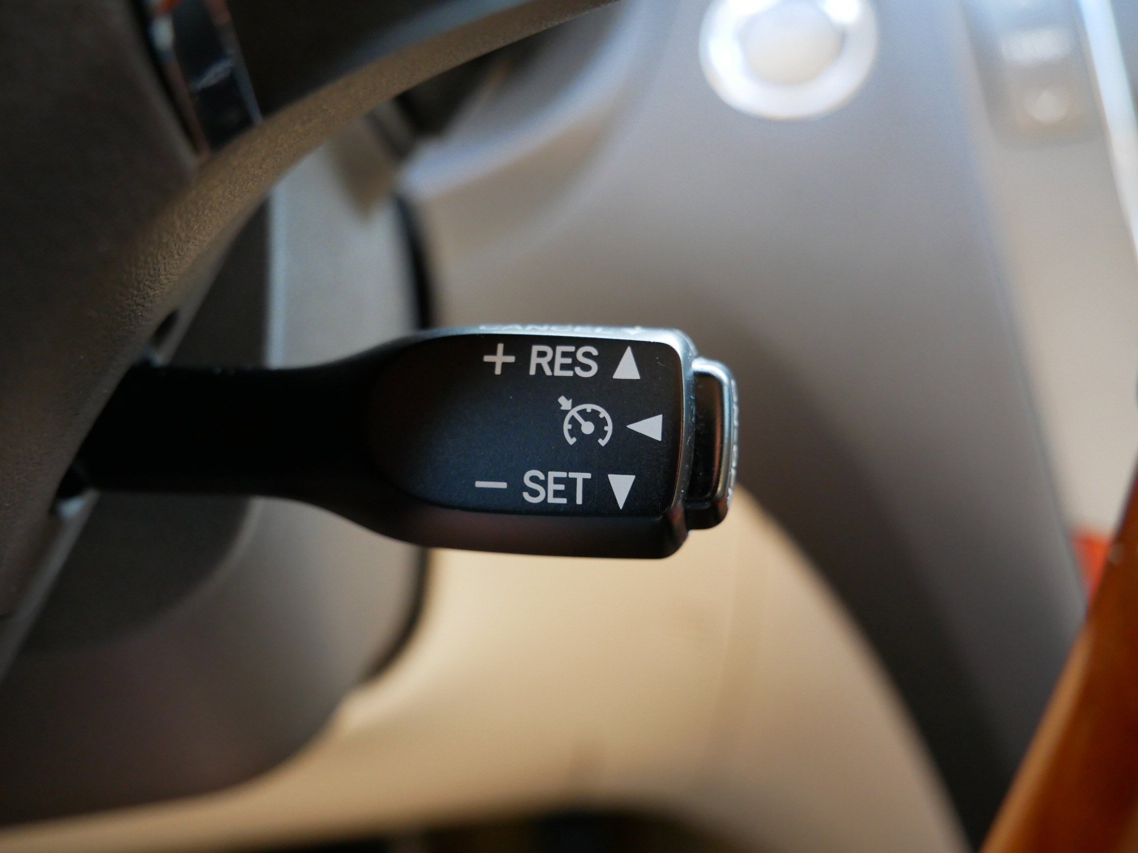 2010 Lexus ES 350 photo 25