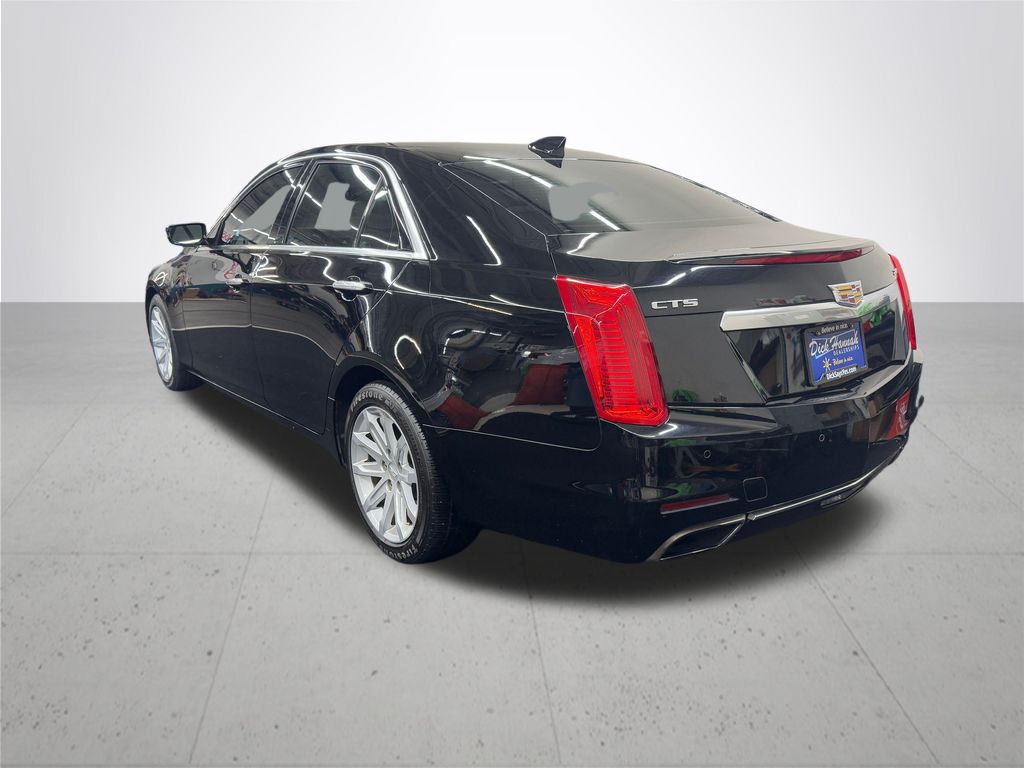 2016 Cadillac CTS Standard photo 3