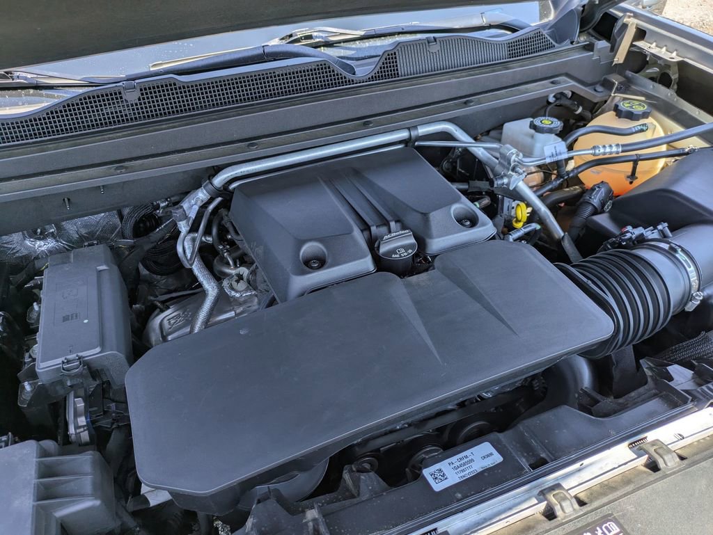 2023 Chevrolet Colorado LT photo 10