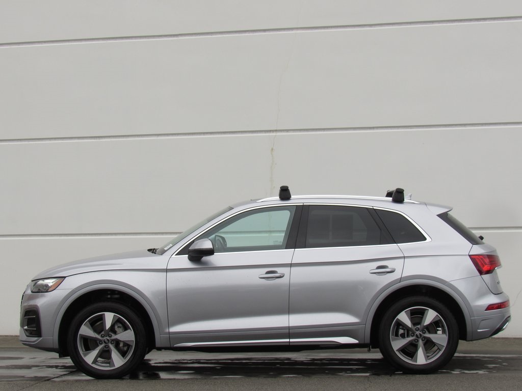 2022 Audi Q5 40 Premium Plus photo 4