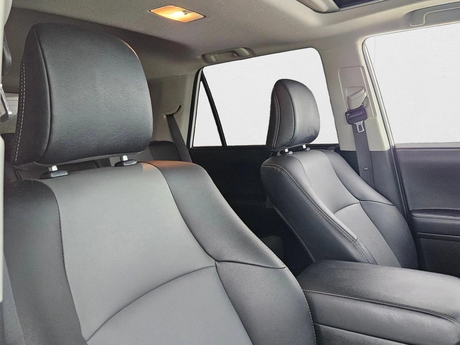2021 Toyota 4Runner SR5 Premium photo 18