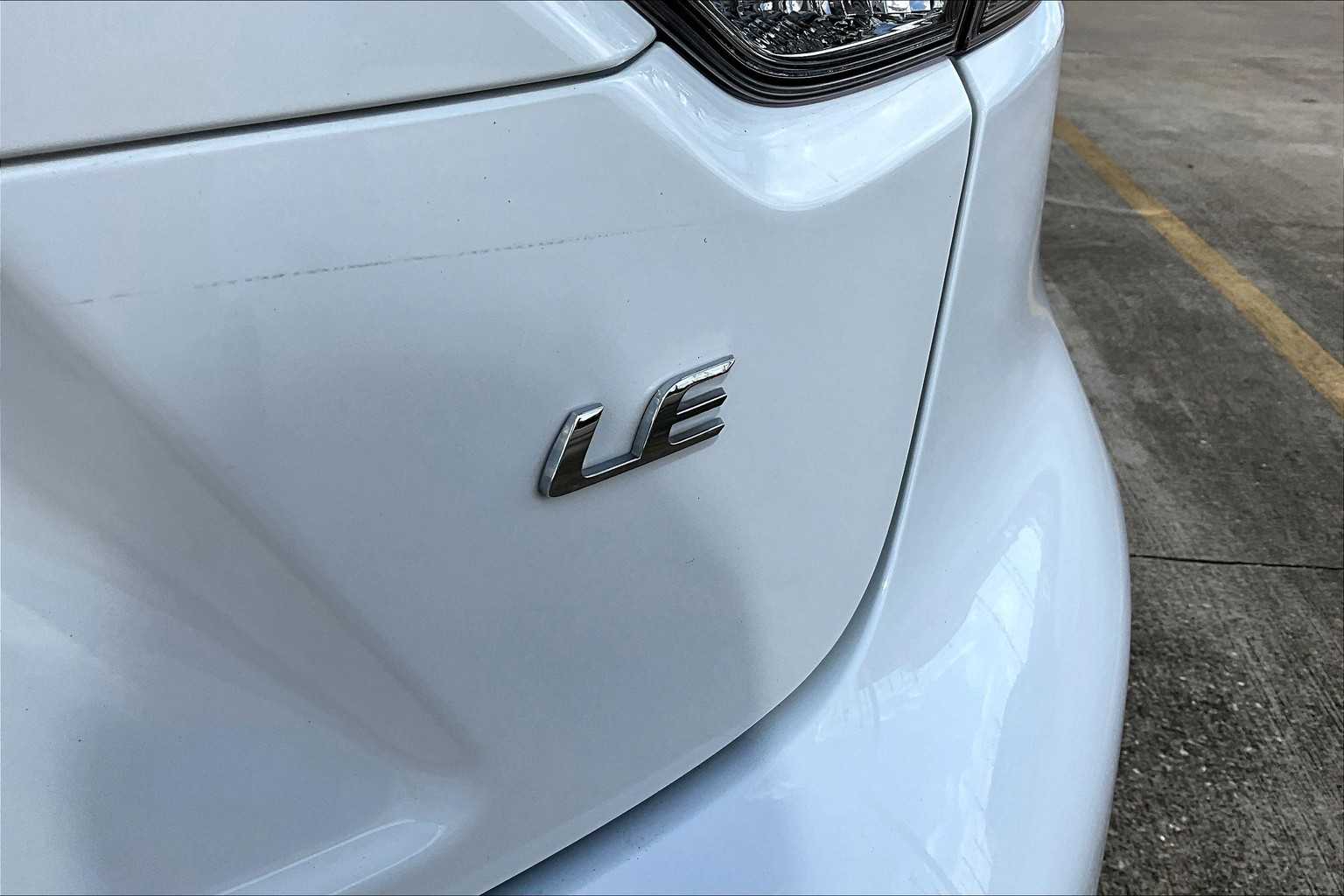 2024 Toyota Corolla LE photo 9