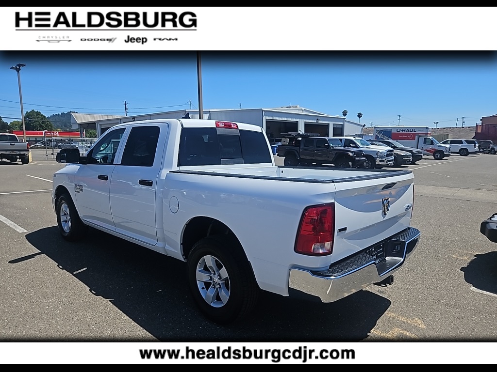 2023 Ram 1500 Classic SLT photo 3