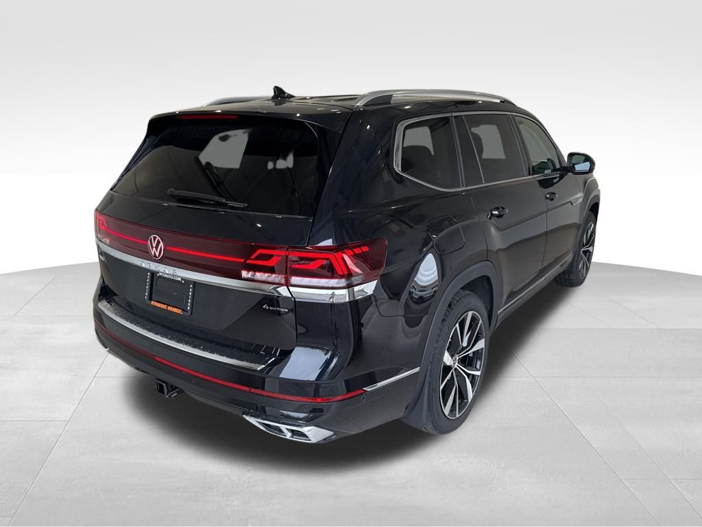 2026 Volkswagen Atlas SEL Premium R-Line photo 4