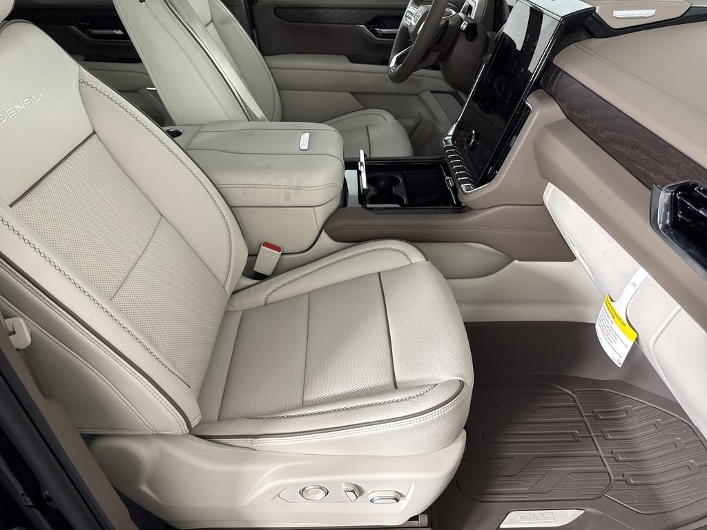 2025 Gmc Yukon Denali photo 10