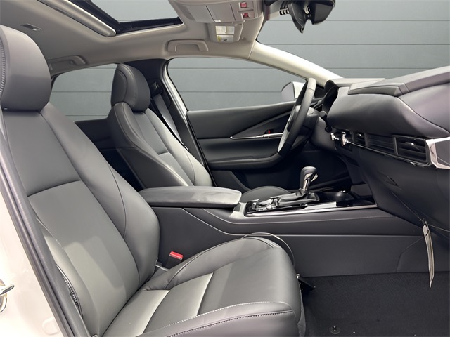 2025 Mazda CX-30 2.5 S Preferred photo 25