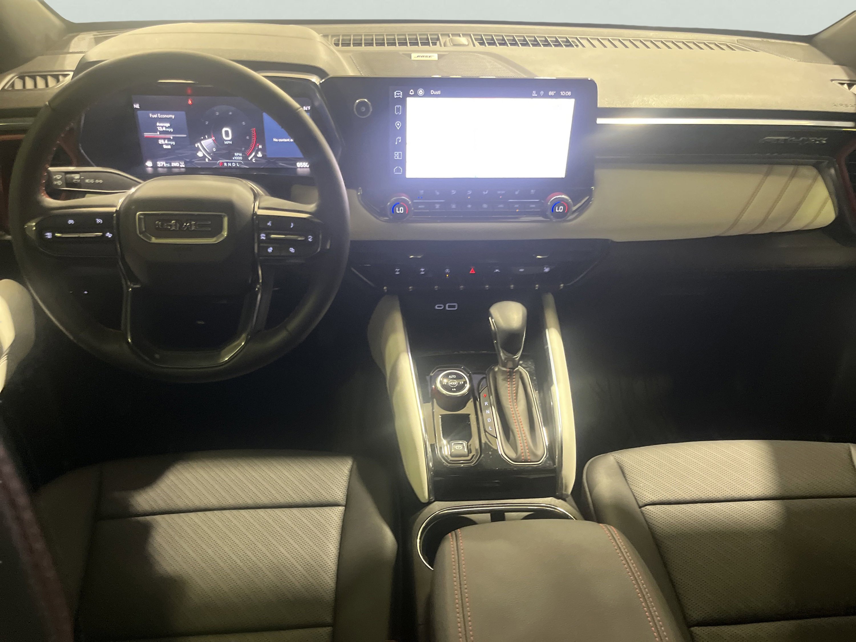 2024 Gmc Canyon AT4X photo 10
