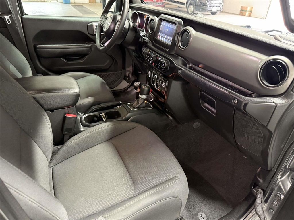 2023 Jeep Gladiator Sport photo 29