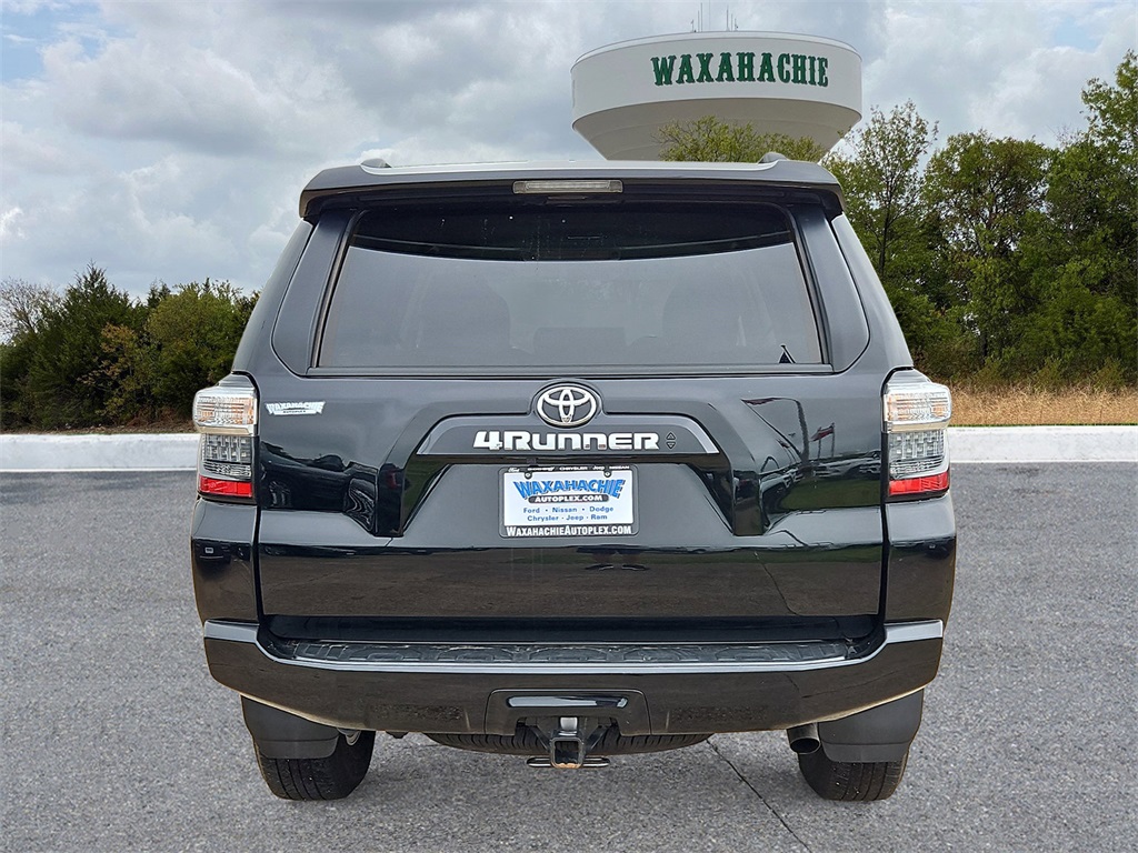 2024 Toyota 4Runner SR5 photo 4