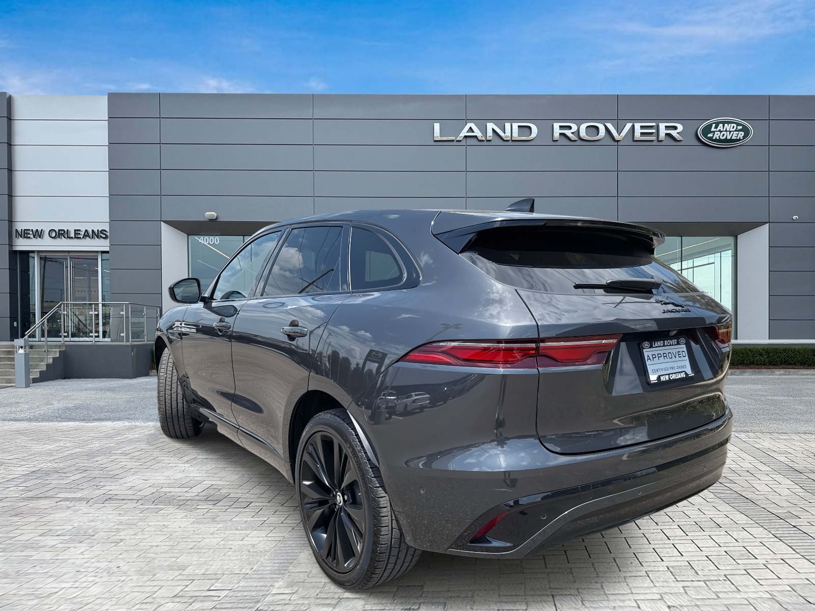 2025 Jaguar F-PACE P250 R-Dynamic S photo 4