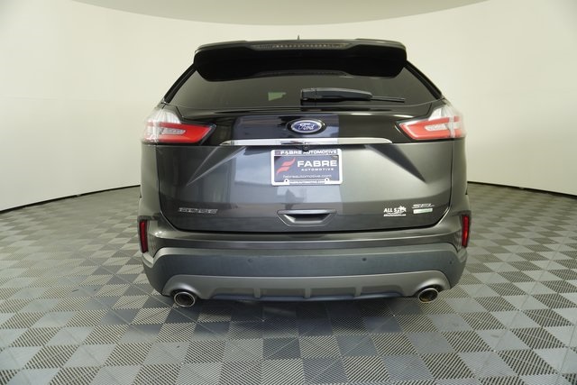 2020 Ford Edge SEL photo 6
