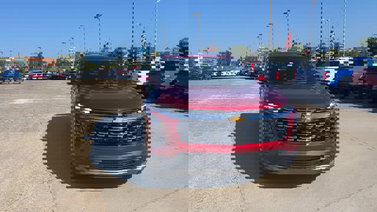 2026 Chevrolet Equinox LT photo 3