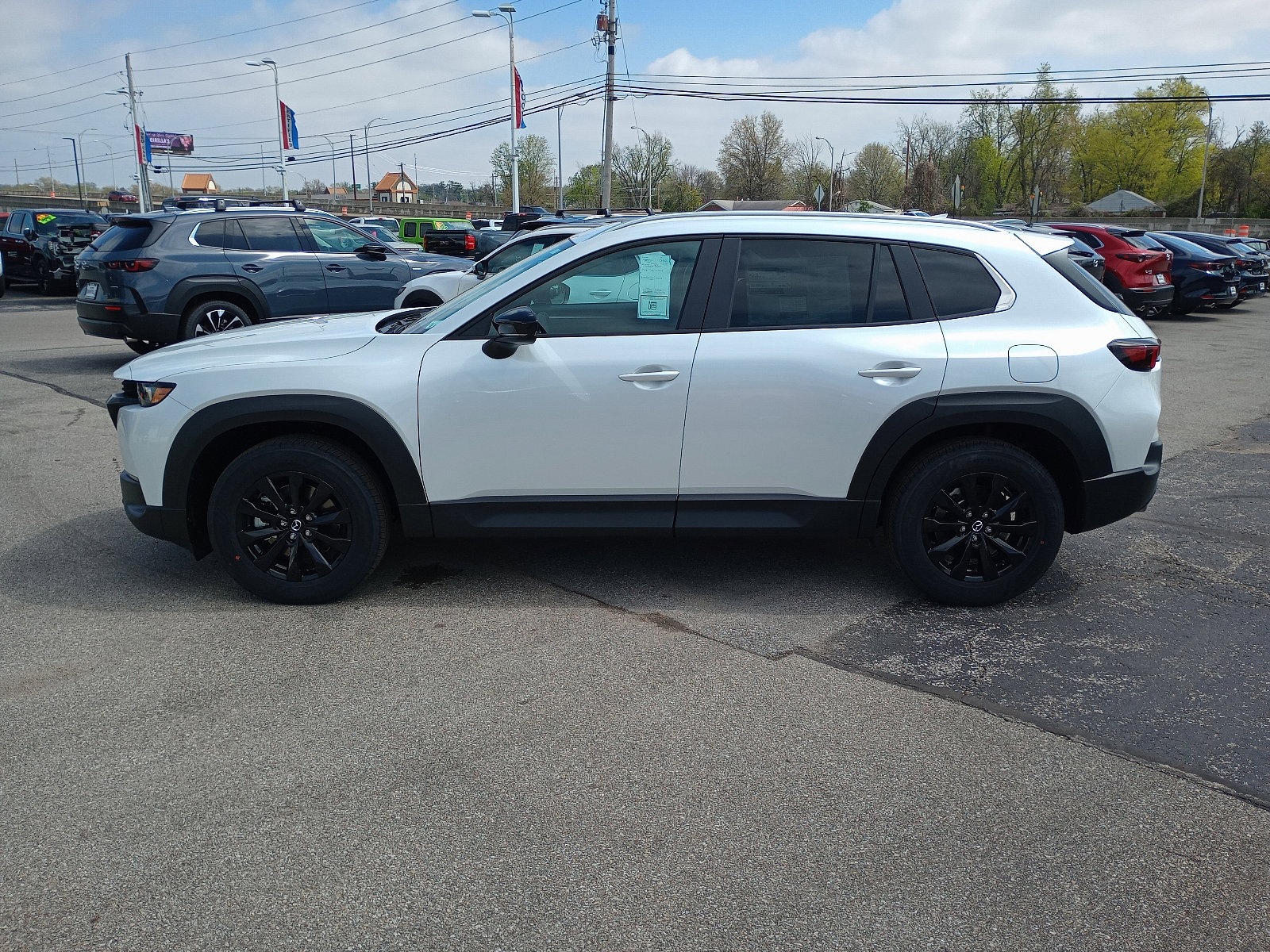 2025 Mazda CX-50 2.5 S Premium photo 4