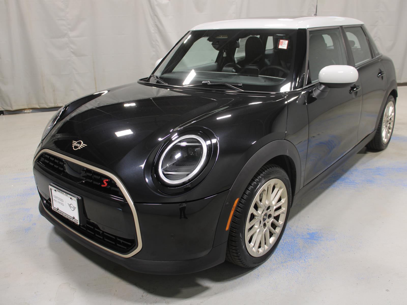 2025 Mini Cooper S Hardtop 4 Door photo 4