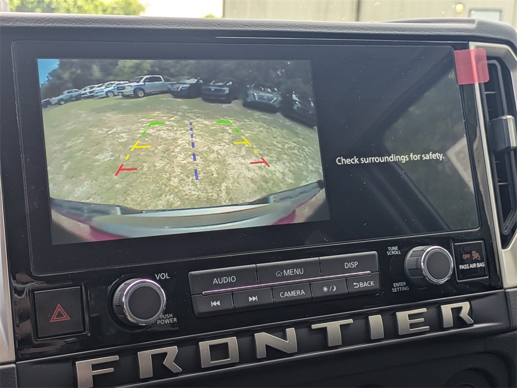 2025 Nissan Frontier SV photo 15